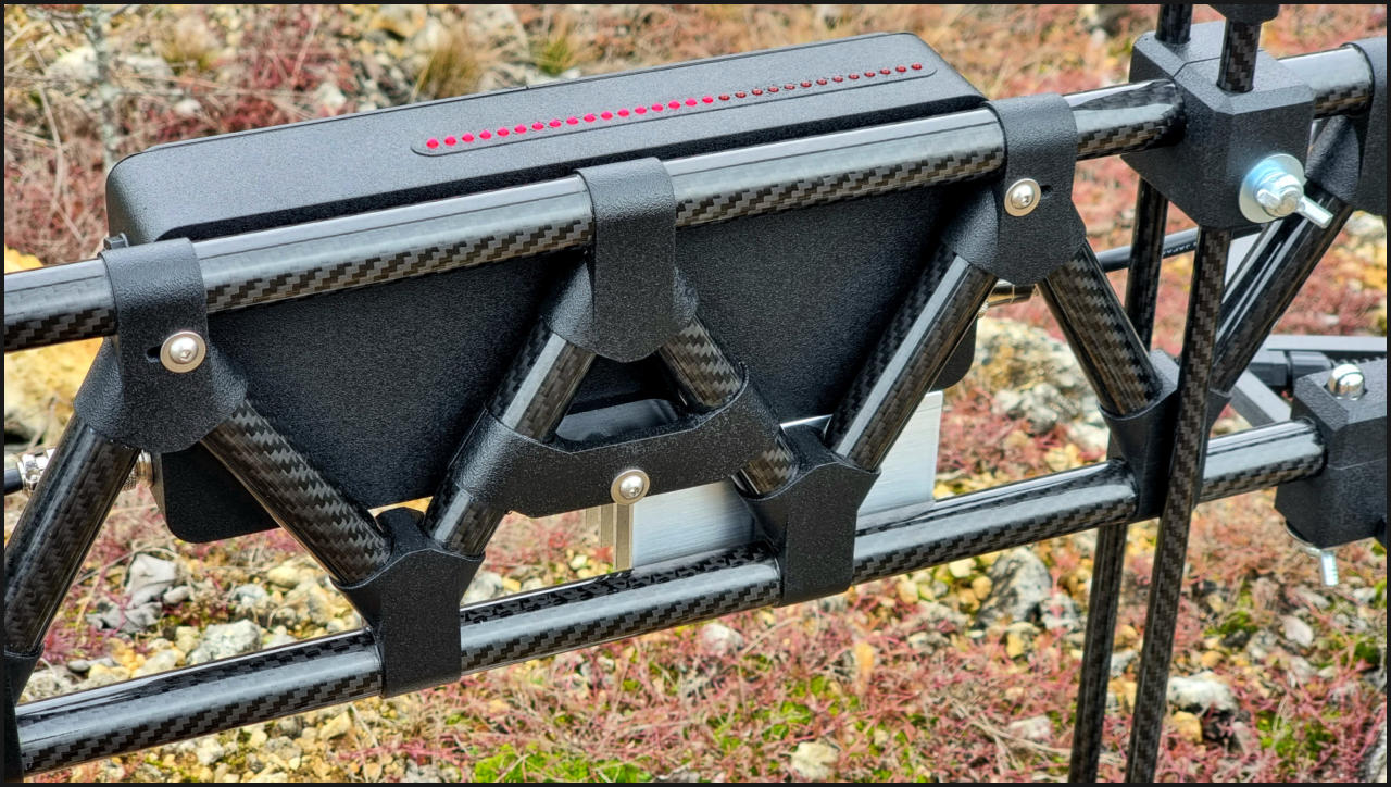 Pathfinder two box metal detector with iron discriminination