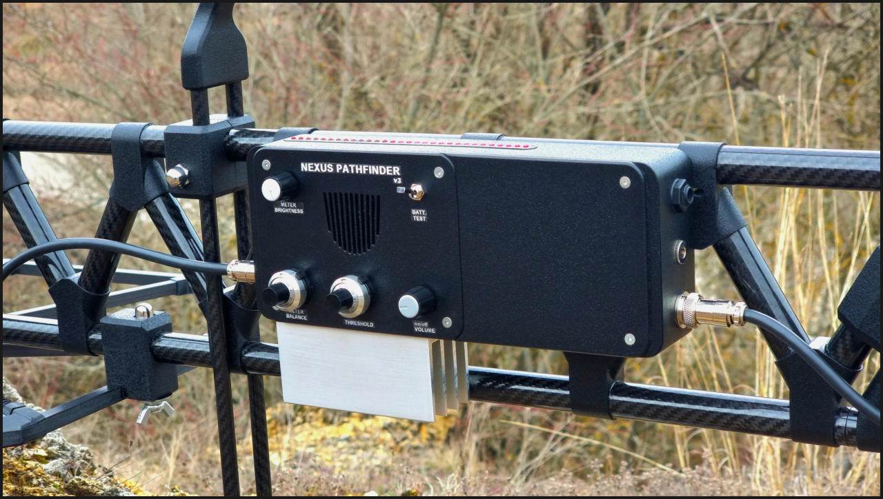 Pathfinder two box metal detector with iron discriminination